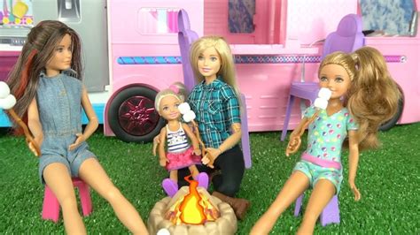 Paseo por el reino de diamantes. Videos de Barbie y Sus hermanas de Campamento - Cuentos ...
