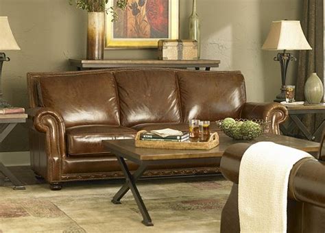 Nothing is better to make this setting more beautiful and comfortable than a genuine leather living room sofa. Havertys Leather Sofa Reclining Furniture And Sofas ...