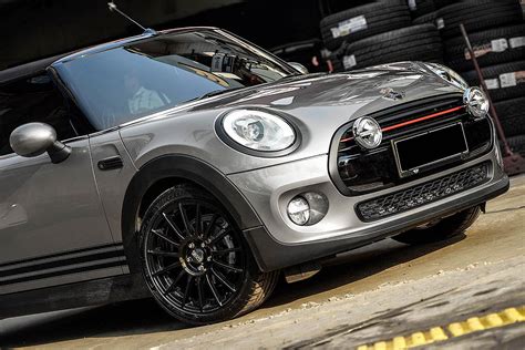 Permaisuri Mini Cooper F57 On Oz Racing Superturismo Lm Bando 18