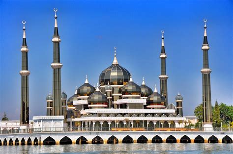 بالفيديو مسجد الكريستال بماليزيا من أجمل مساجد العالم