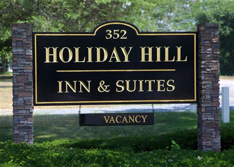 Holiday Hill Inn And Suites Updated 2023 Prices Cape Cod Ma Dennis