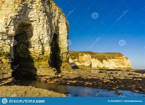 Selwicks Bay Flamborough Head Stock Image Image Of Bridlington