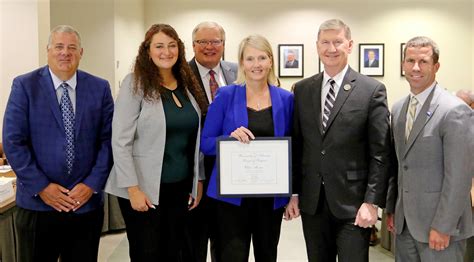 Chris Moran Receives Kudos Award From Nu Board Of Regents Unk News