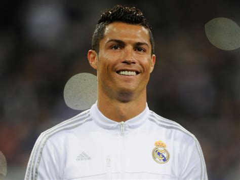 Ronaldo Leaves Madrid The Square Ball The Square Ball
