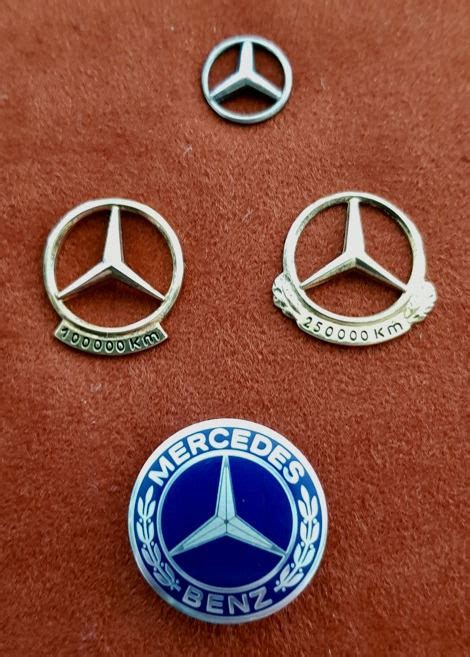 Mercedes Benz Pins Of 100000 Km Separate Copy And 250000 Km In Box