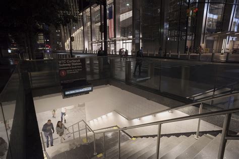 Wtc Subway Station Reopens For First Time Since 911 Attacks
