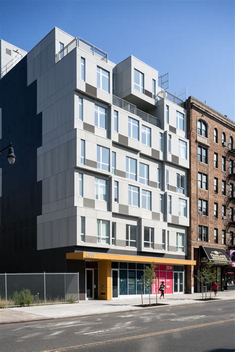 The Stack Modular Housing In Manhattan Gluck Archdaily