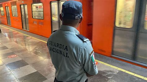 la mujer acusada de arrojar aspas de lavadora a las vías del metro fue absuelta proceso