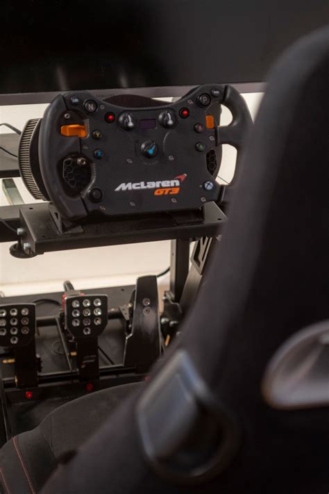 Fanatec CSL Elite Steering Wheel McLaren GT3 V2 Review Simracing PC
