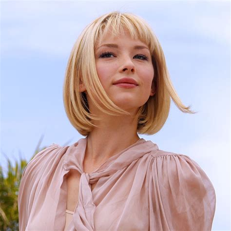 Haley Bennett's Short Haircuts and Hairstyles - 15+