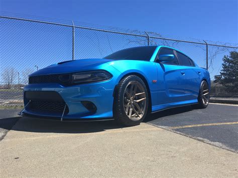 Dodge Charger 392 Blue with Bronze Stance SF03 | Wheel Front