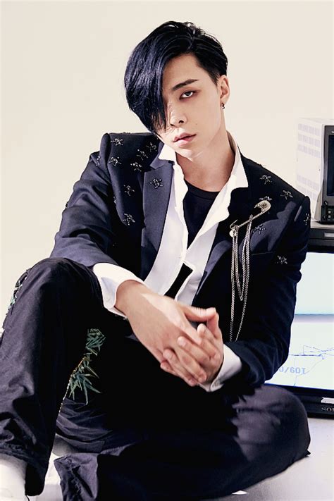 In 2007, he was accepted in sm global audition in chicago. Do you think Johnny would have ended up in EXO if ...