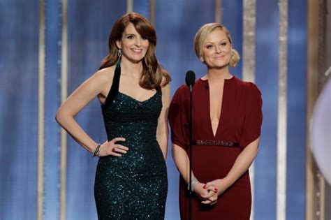 Golden Globes 2021 Amy Poehler And Tina Fey Host From Opposite Coasts