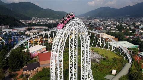 Stereotyp Gespenstisch Stickerei Scariest Roller Coaster In The World Zu Gunsten Von Schiene Genau