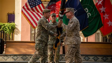 Top Us General In Afghanistan Hands Over Command The New York Times