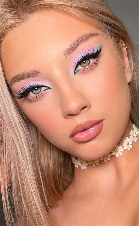 35 cool makeup looks that ll blow your mind lilac and green graphic lines