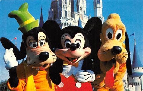 Goofy Mickey And Pluto Great Magic Kingdom Guests Disneyland Ca Usa