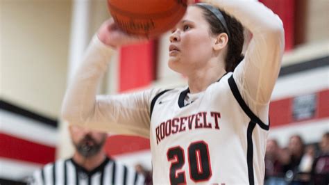 2022 2023 Roosevelt Girls Basketball Preview