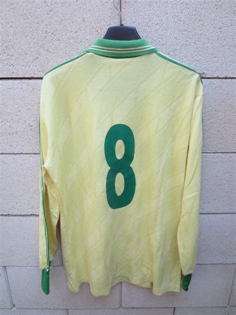 Marseille held by nantes despite payet strike. Nantes Home football shirt 1987 - 1988.