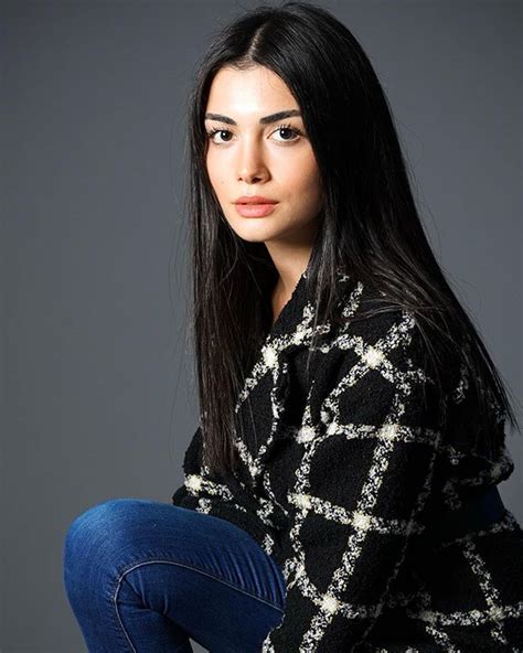 Özge Yağız On Instagram ♠️ Turkish Women Beautiful Blogger Girl