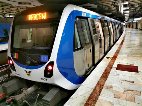 O schimbare de ritm, schimbam putin peisajul, mergem si ne antrenam la metrorex, una dintre putinele sali hardcore. Metrorex reduce numărul trenurilor aflate în circulaţie - Basilica.ro