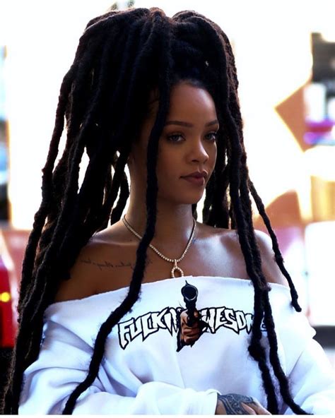 Rihanna Sublime Avec Des Dreadlocks Pour Son Dernier Film Photos
