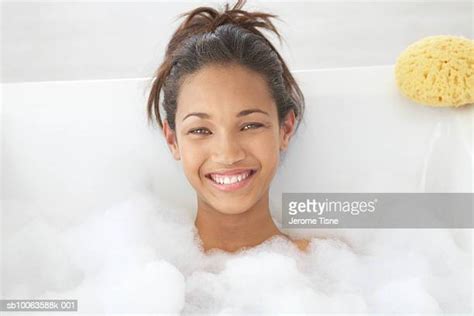 Teenage Girl Showering Nude Photos And Premium High Res Pictures Getty Images