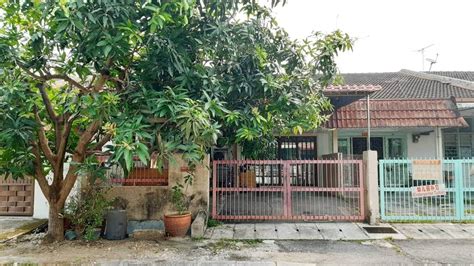 康乐花园) is a residential township in cheras, kuala lumpur, malaysia. Ejen Hartanah Perak: Teres Setingkat Di Taman Bercham Jaya ...