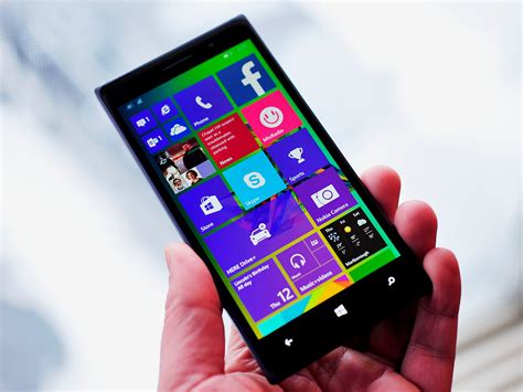 Alleged Windows 10 For Phones Image Leak Shows Live Tile Transparency