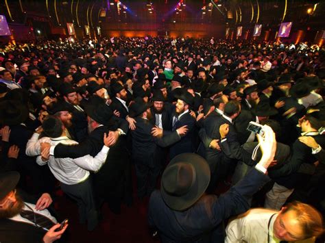 The Original Men In Black 4500 Dancing Chabad Rabbis Smithsonian