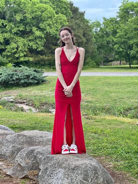 Apparel for sale in Smyrna, Tennessee | Facebook Marketplace