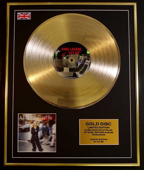 Everythingcollectible Avril Lavigne Golden Record Limited Edition Let Go Amazon De Home Kitchen