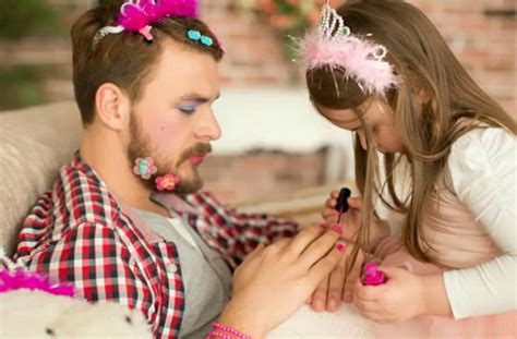25 Padres Que Se Dejan Disfrazar Y Maquillar Por Sus Hijas