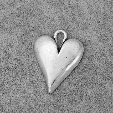 10x Vintage Silver Love Heart Shape Charm Pendant For Findings Making