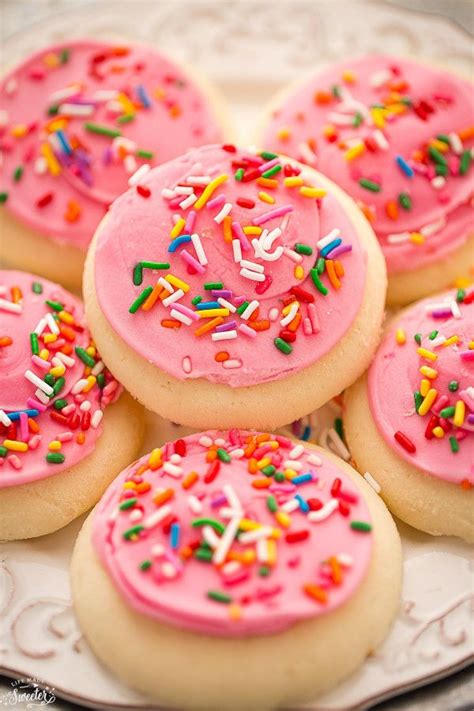 Soft Lofthouse Style Frosted Sugar Cookies Are The Perfect Sweet Treat