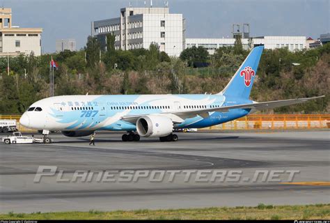 B 2787 China Southern Airlines Boeing 787 8 Dreamliner Photo By