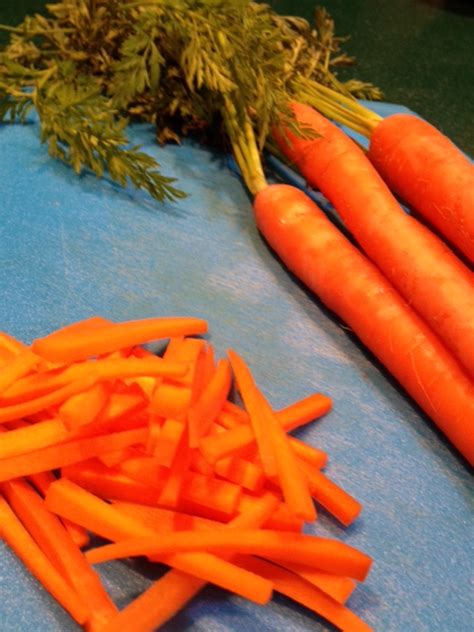 These easy methods yield crisp, slender matchsticks that are perfect for. How to Julienne a Carrot