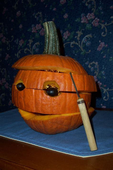 Pumpkin Carving In Wonderland The Cheshire Cat Wonderland Kitchen