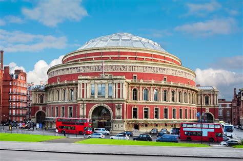 10 Most Iconic Buildings In London Visit World Famous Stadiums