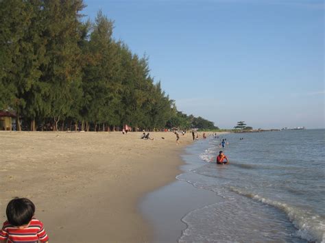 Klebang beach resort melaka is a hotel based in tanjong kling , melaka. Desire to .....: Puteri Beach, Malacca