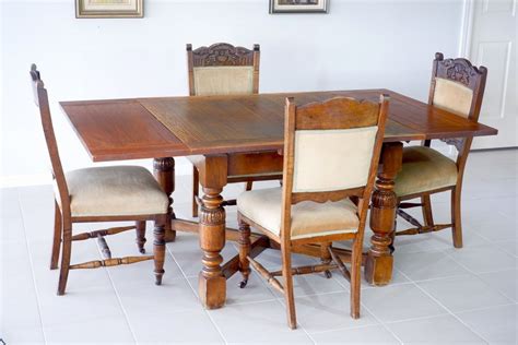 1920s English Oak Draw Leaf Extension Table With Four Edwardian