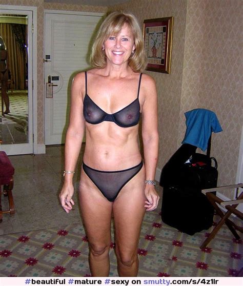 Beautiful Mature Sexy Lady Exposing Pussy Nipples Blonde Exposed Smutty Com
