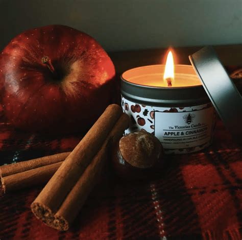 Apple And Cinnamon Soy Scented Candle The Victorian Candle Co