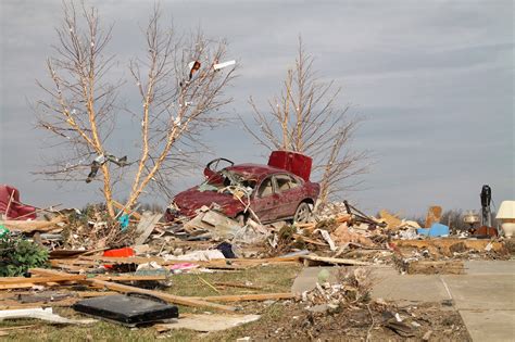 Washington Illinois Tornado Aftermath Knick Of Time