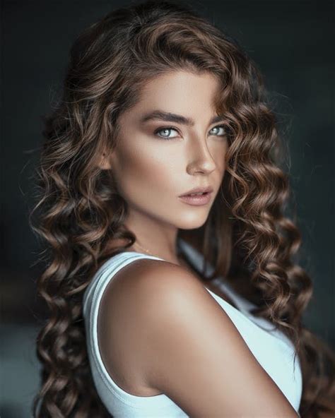 Lowlights for curly hair when you have a warm hair color, curly hair with lowlights will add a lot of depth to your hair. Brown Curly Hair Pictures, Photos, and Images for Facebook ...