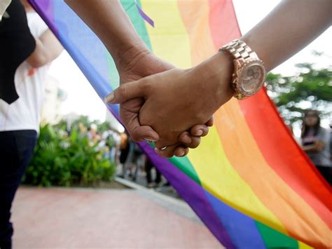 International Human Rights Group Umaasang Maaprubahan Ang Same Sex Marriage Sa Pilipinas Dziq