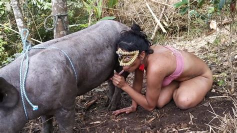 Sensational Beastiality Xxx Video Depraved Babe Makes A Blowjob Pig
