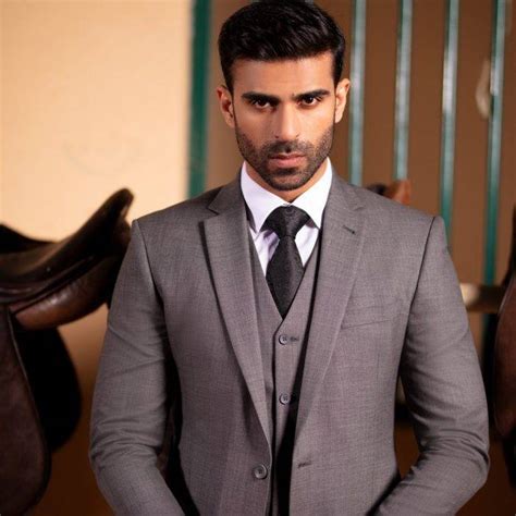 Top 13 Suiting Brands For Men In Pakistan 2022