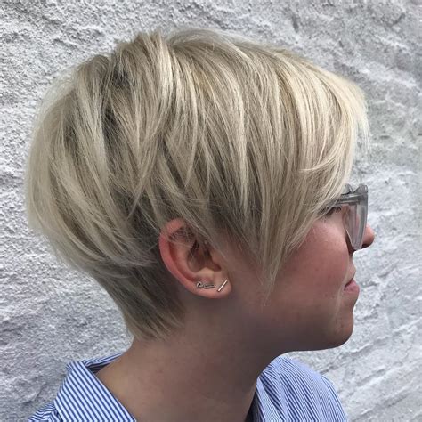 The long pixie leaves more length either throughout the cut or only on the top, thus granting plenty of space to play with styling, as well as a kind of security blanket to balance some downsides. 60 Gorgeous Long Pixie Hairstyles