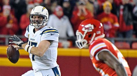 Chiefs Overwhelm Turnover Prone Chargers As Luck Runs Out